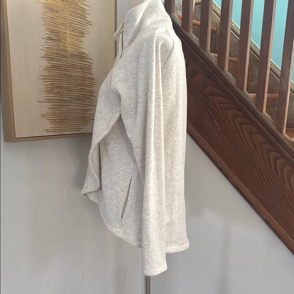 Athleta Gray Cowl Neck Sweater Cozy Casual Sweatshirt with Zip Small - Image 5