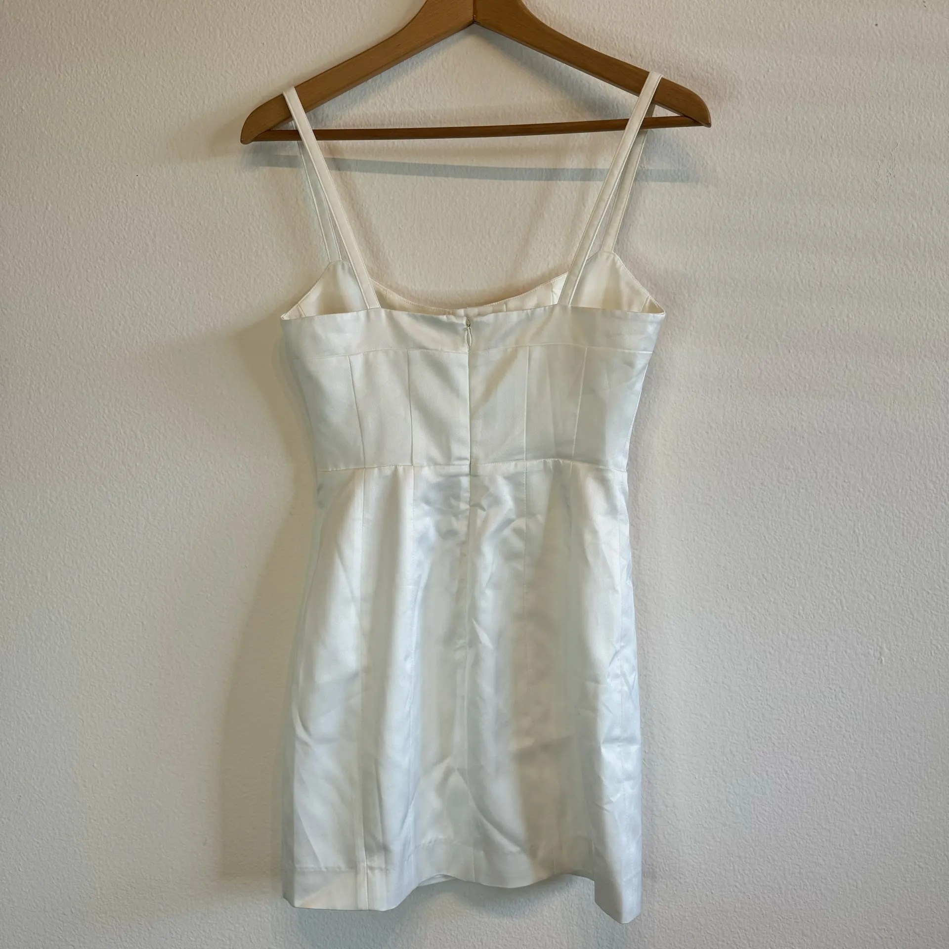 Lovers + Friends Troy Mini Dress White Satin Size X-Small - Image 4