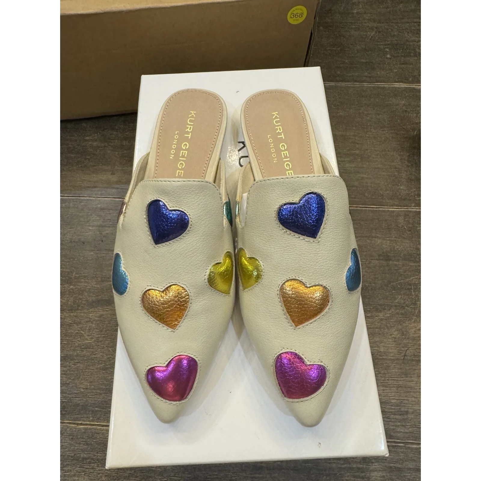 KURT GEIGER LONDON Women's‎ Otter Love Heart Embossed Pointed Toe Mules Size 5.5 - Image 2