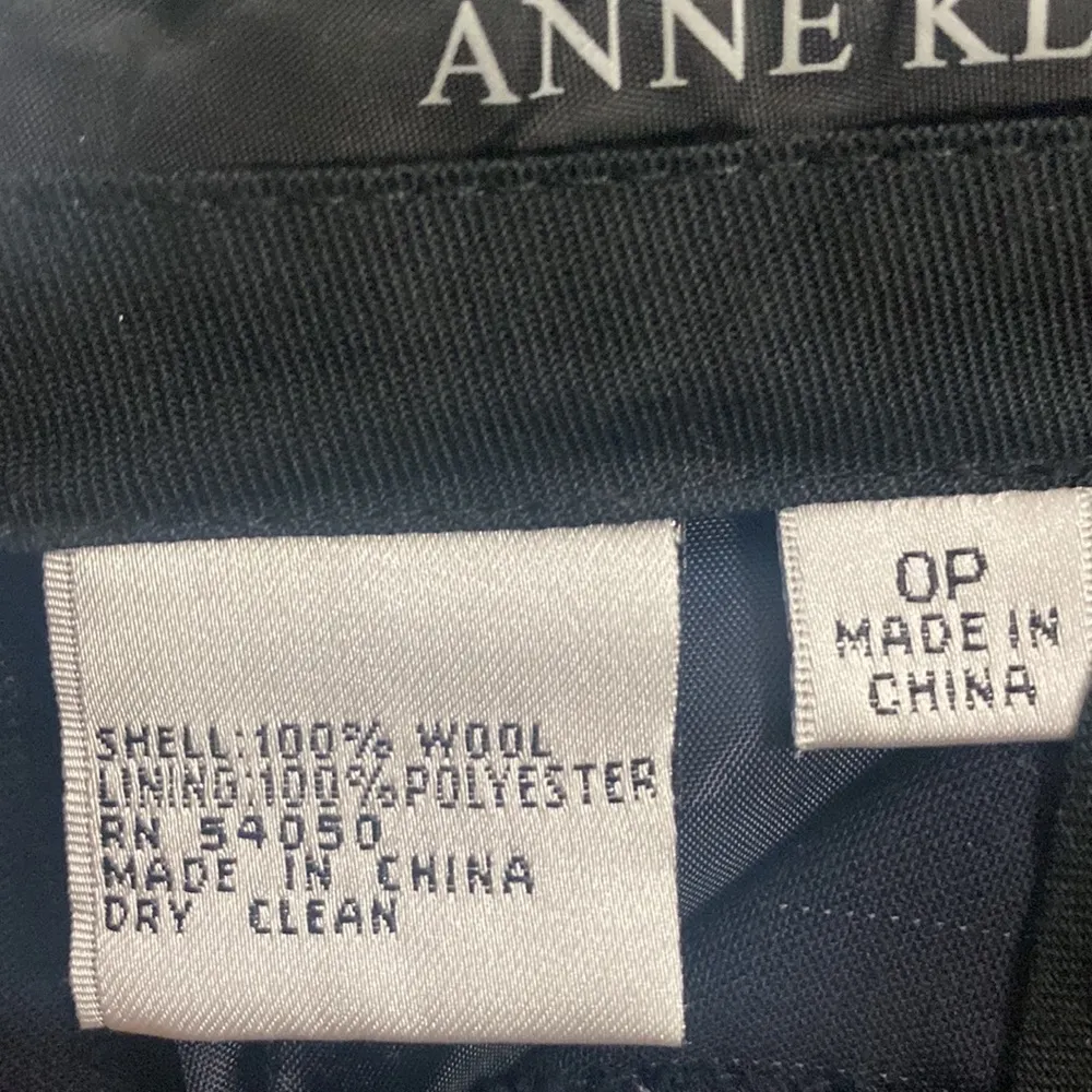 Anne Klein  Platinum 100% Wool Dress Pants - Image 4