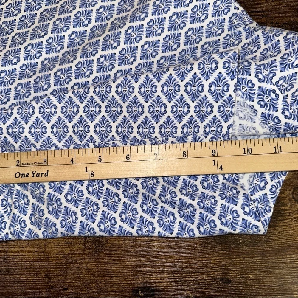 Charter Club Shorts Women's 14 White Blue Damask Floral Pant Shop Flat Front - Image 13