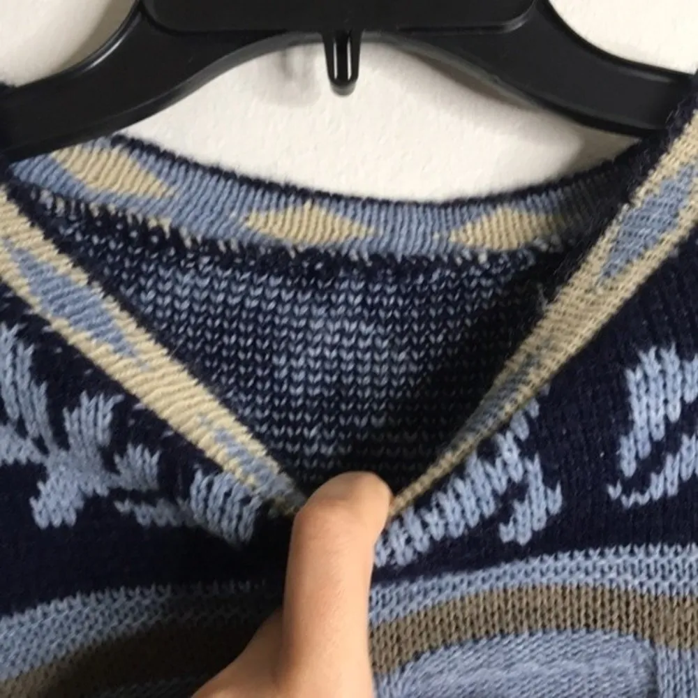 Coogi style pullover blue print sweater grannycore Size L - Image 5