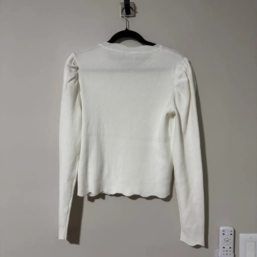 Farm Rio Off-White Flower Embroidery Knit Top Size Large Long Sleeve - Image 6