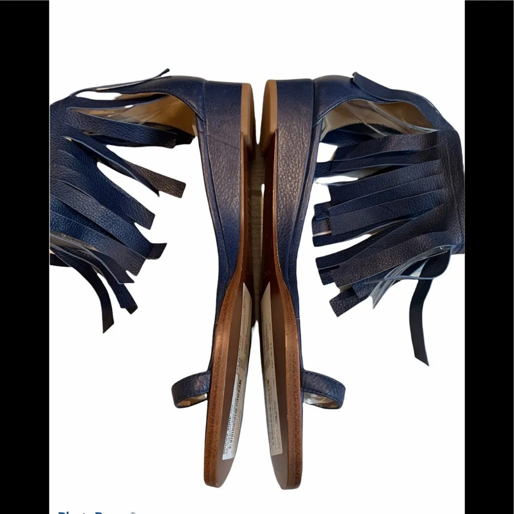 Via Spiga Leather Wrap Toe Wedge Sandal. - Image 8