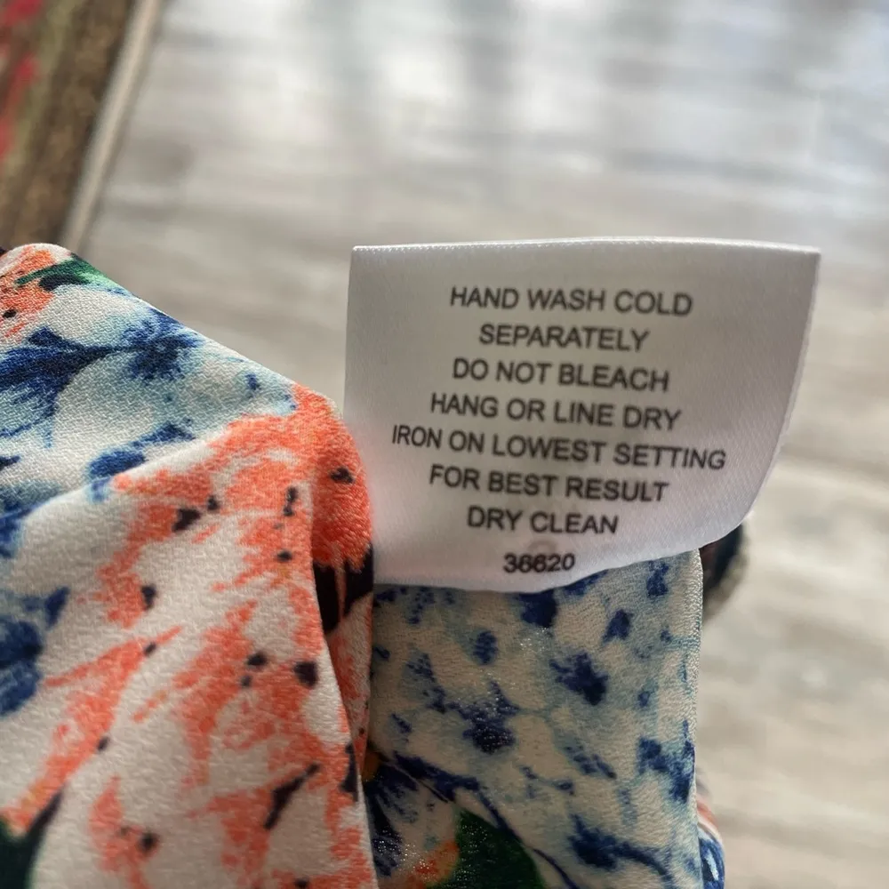 Romeo & Juliet Couture Fringe Kimono Floral Navy Small - Image 6