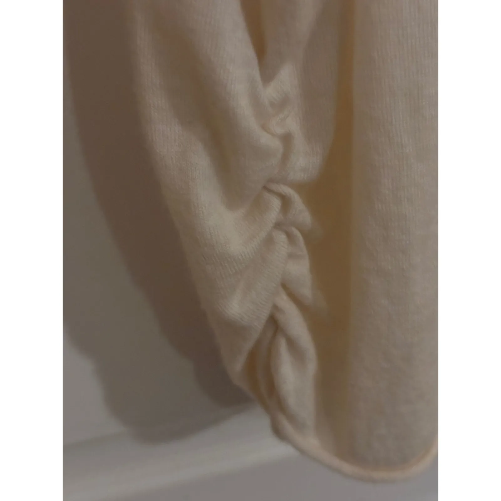 Alice Olivia Cream Knit Waterfall Cardigan  Fur Collar - Image 6