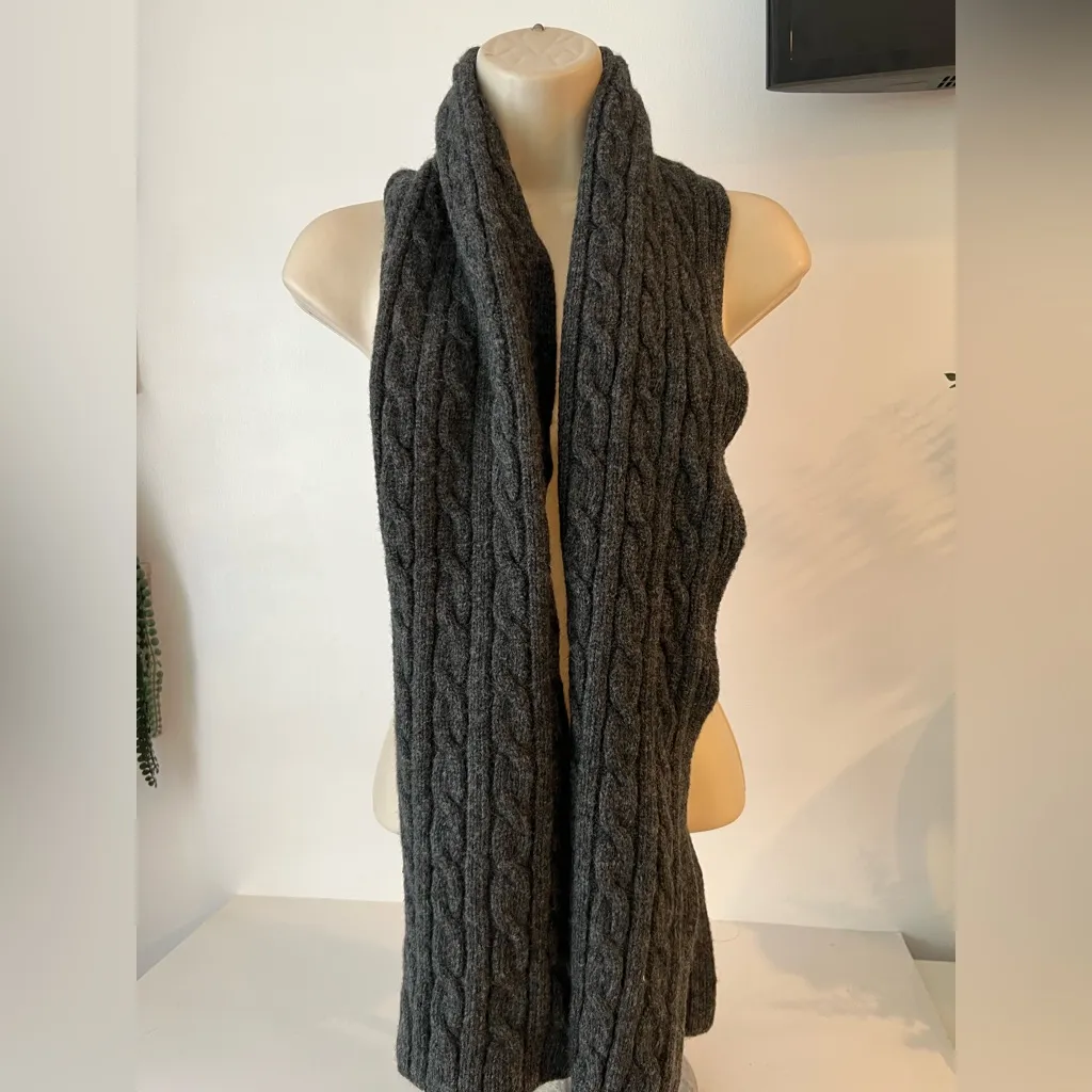 GAP Charcoal Knit Scarf - Image 2