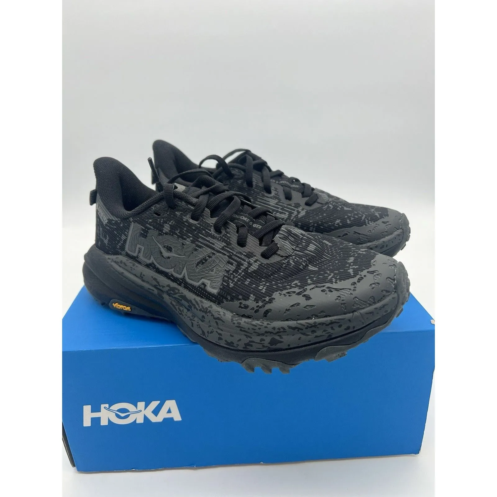 Hoka One One Speedgoat 5 GTX Women’s Size 6 D Wide Running Shoes 1127913 BCKT Black - Image 3