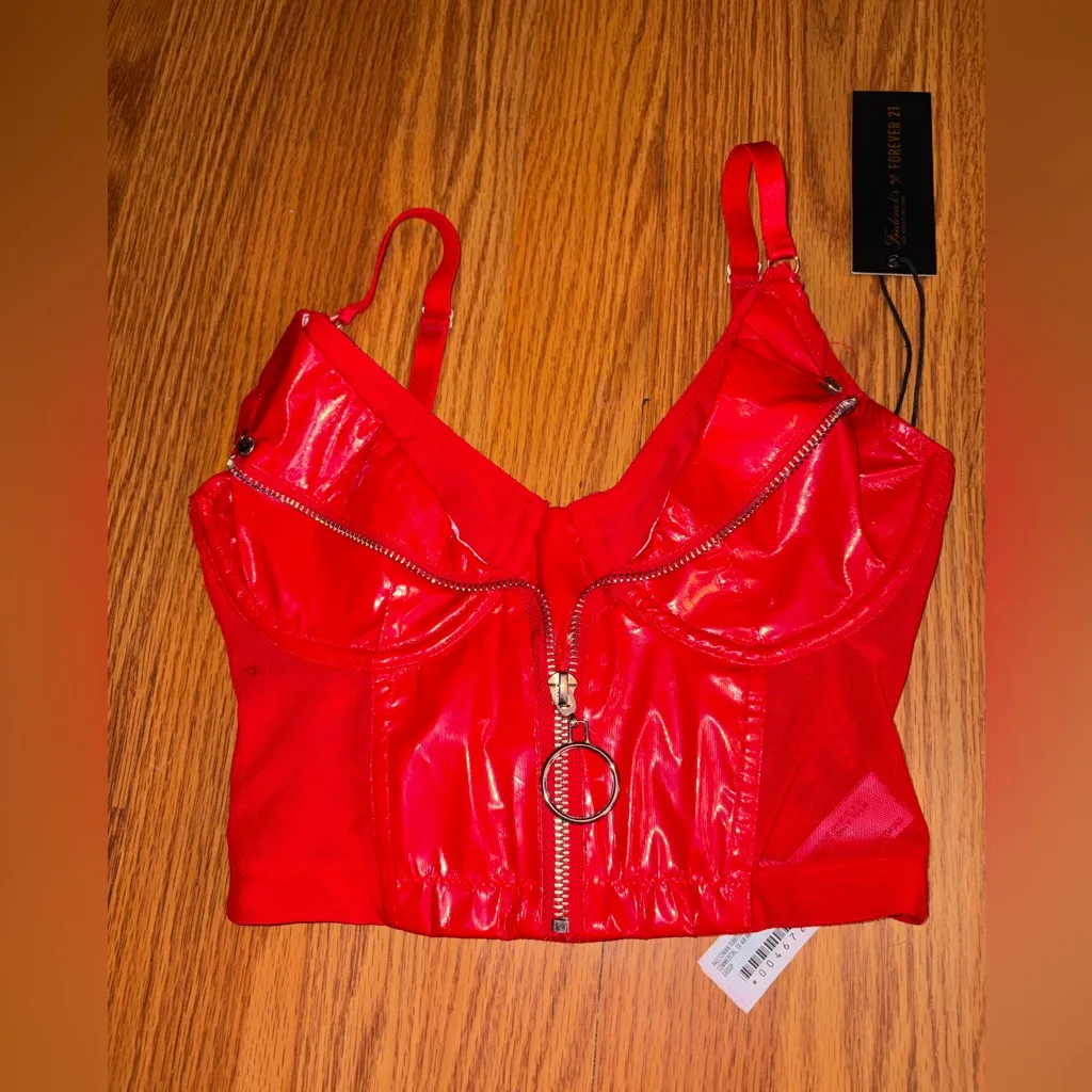NWT-Fredricks of Hollywood X Forever 21 Glossy Red Zip-Up lingerie Set - Image 4