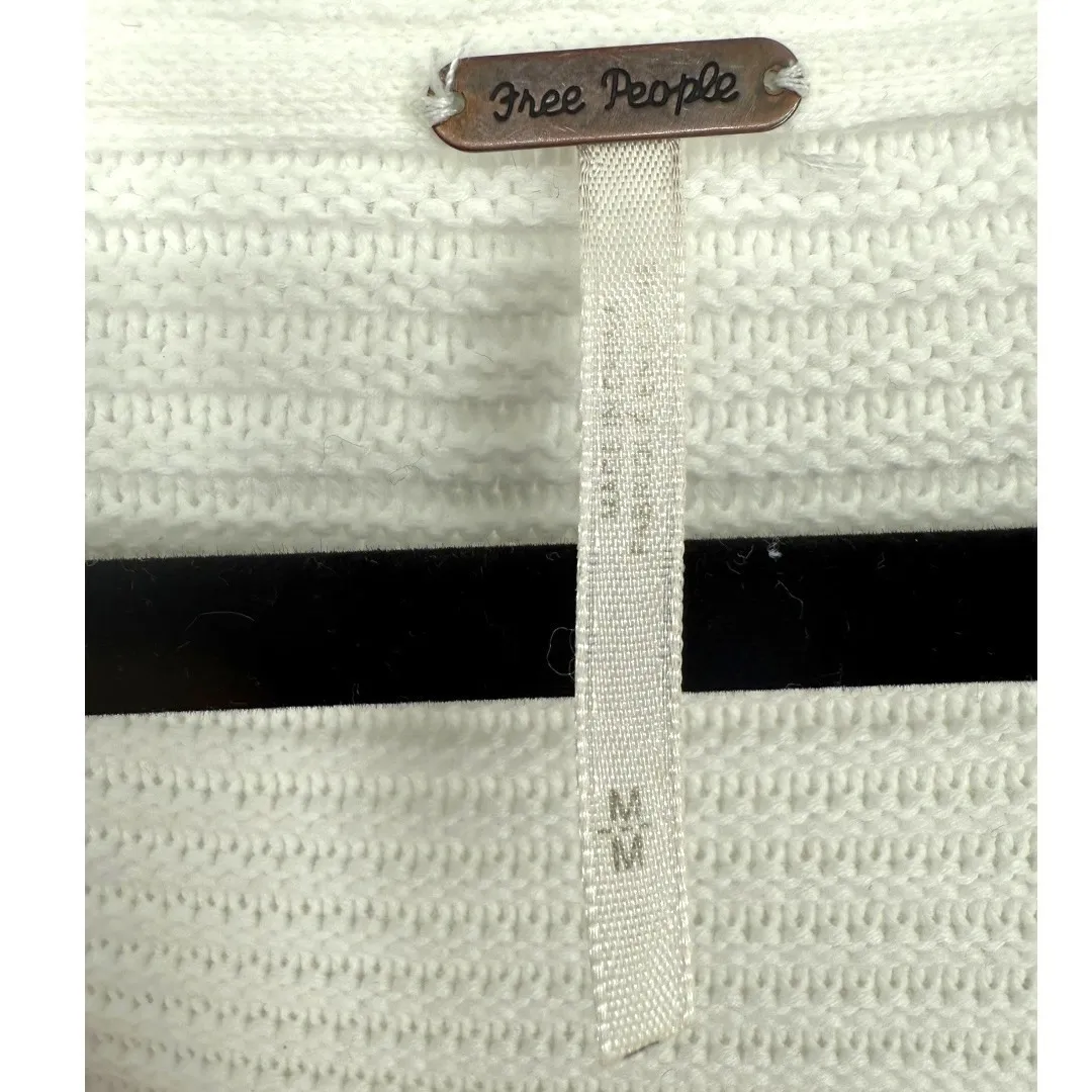 Free People La Brea Oversized V-Neck Chunky Long Sleeve Knit Sweater Size Medium - Image 3