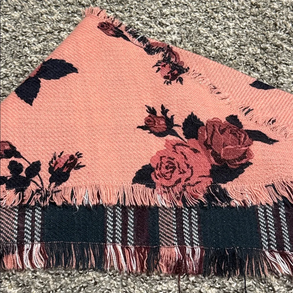 BP Rose Patterned Pink and Black Scarf - Image 3