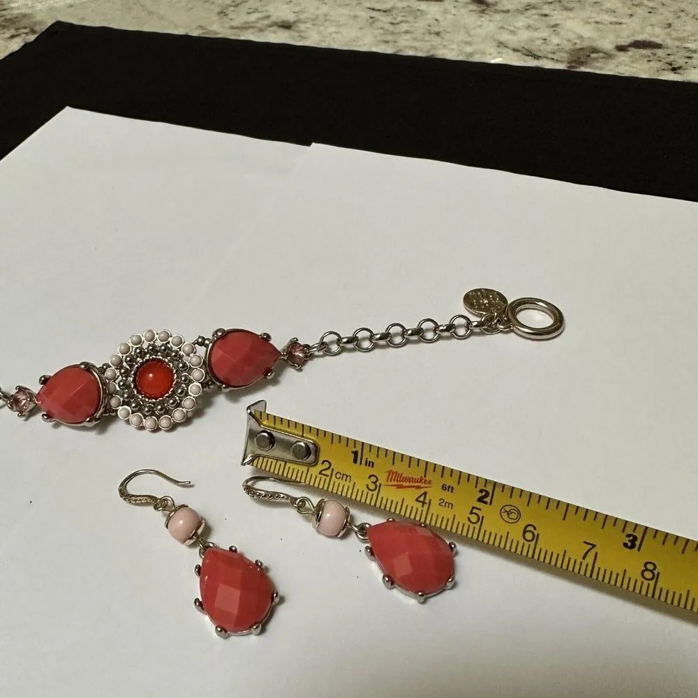 White House Black Market Set - Gold Tone Salmon Bracelet / Pierced Earrings - Image 9