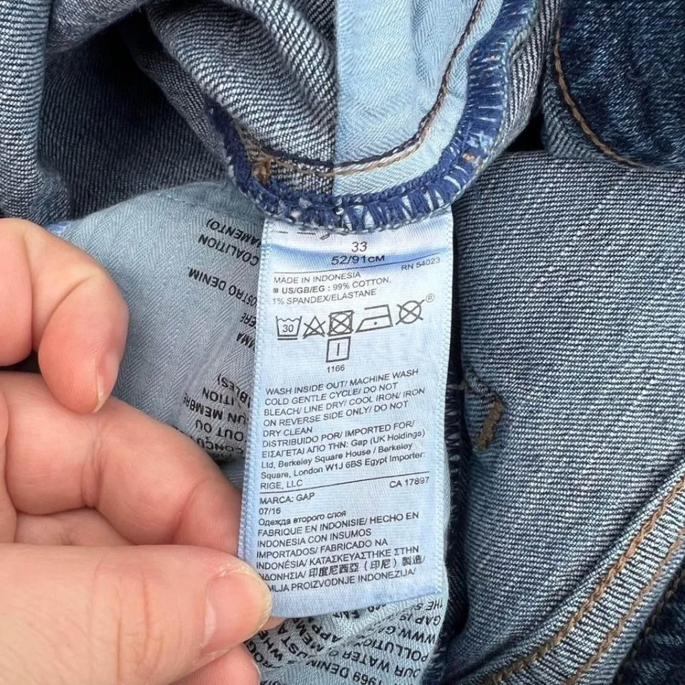 GAP Best Girlfriend Star Studded Jeans - Image 8