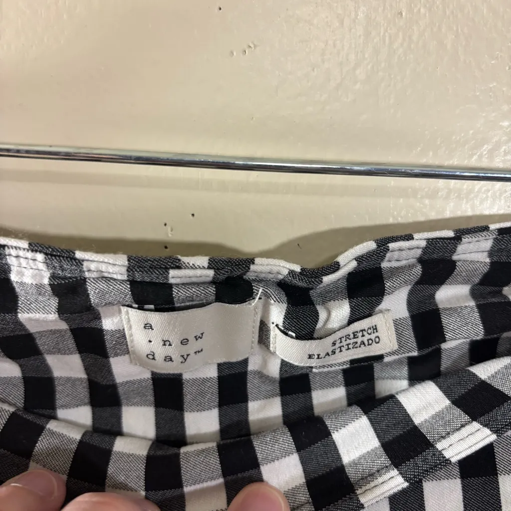 A New Day Black and White Gingham Stretch Pants Size 18 - Image 3