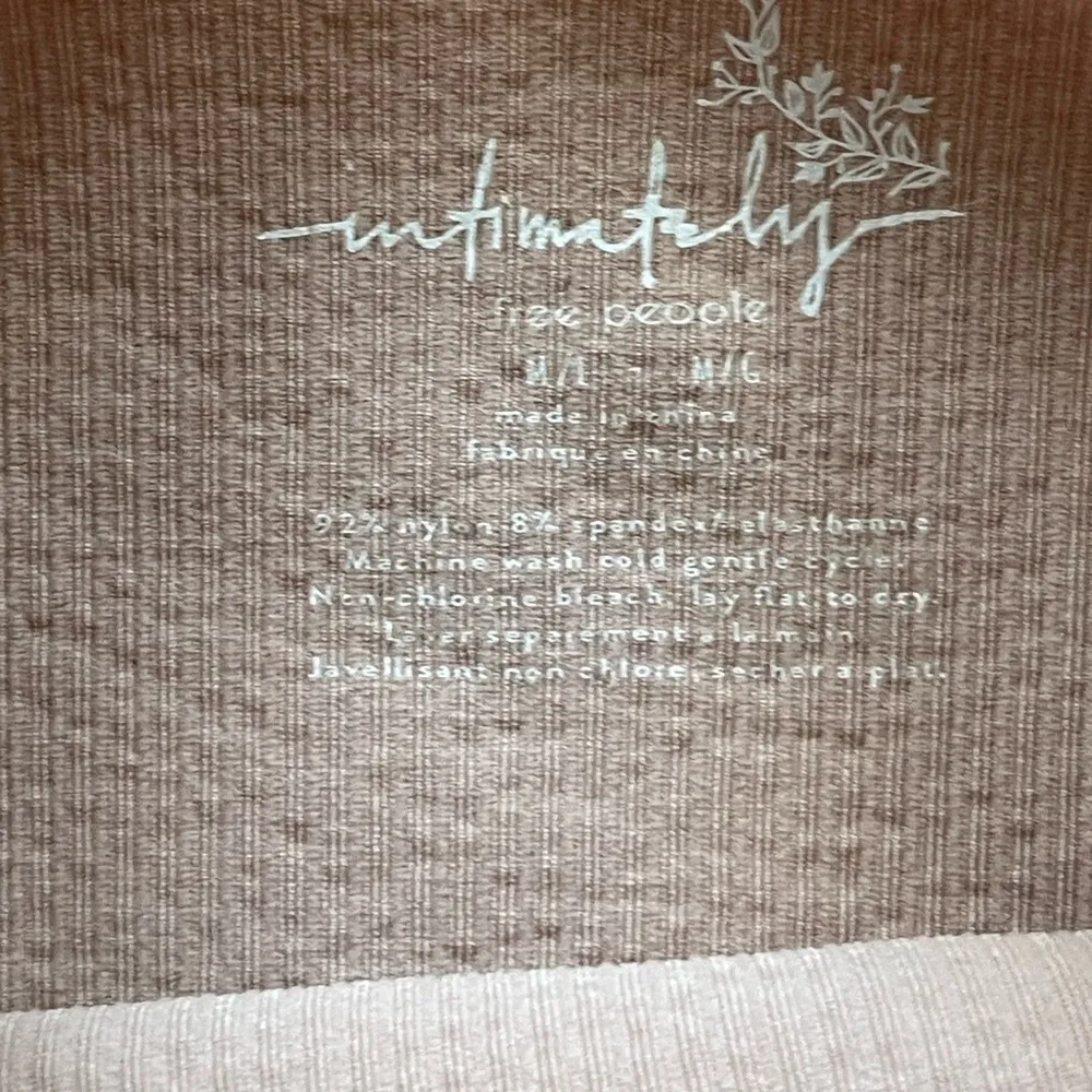 Free People tank, new size M/L - Image 3