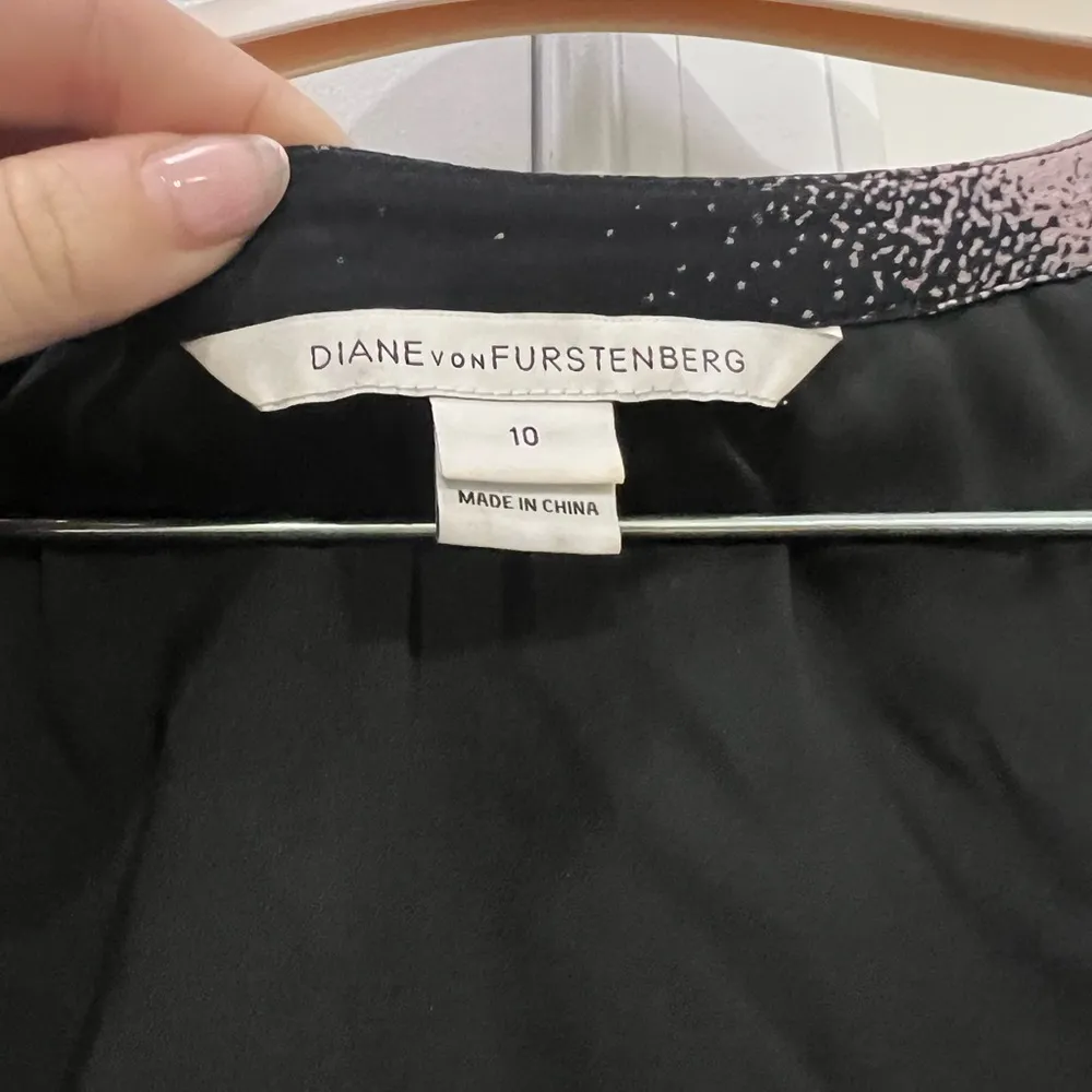 Diane Von Furstenberg Black & Pink Sheer Silk Dress Size 10 US $675 - Image 3