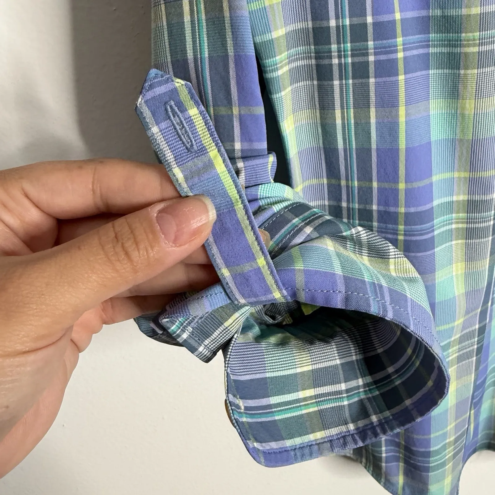 Peter Millar Women's Medium Pull Tab Sleeves Plaid Blouse Button Front Stretch - Image 7