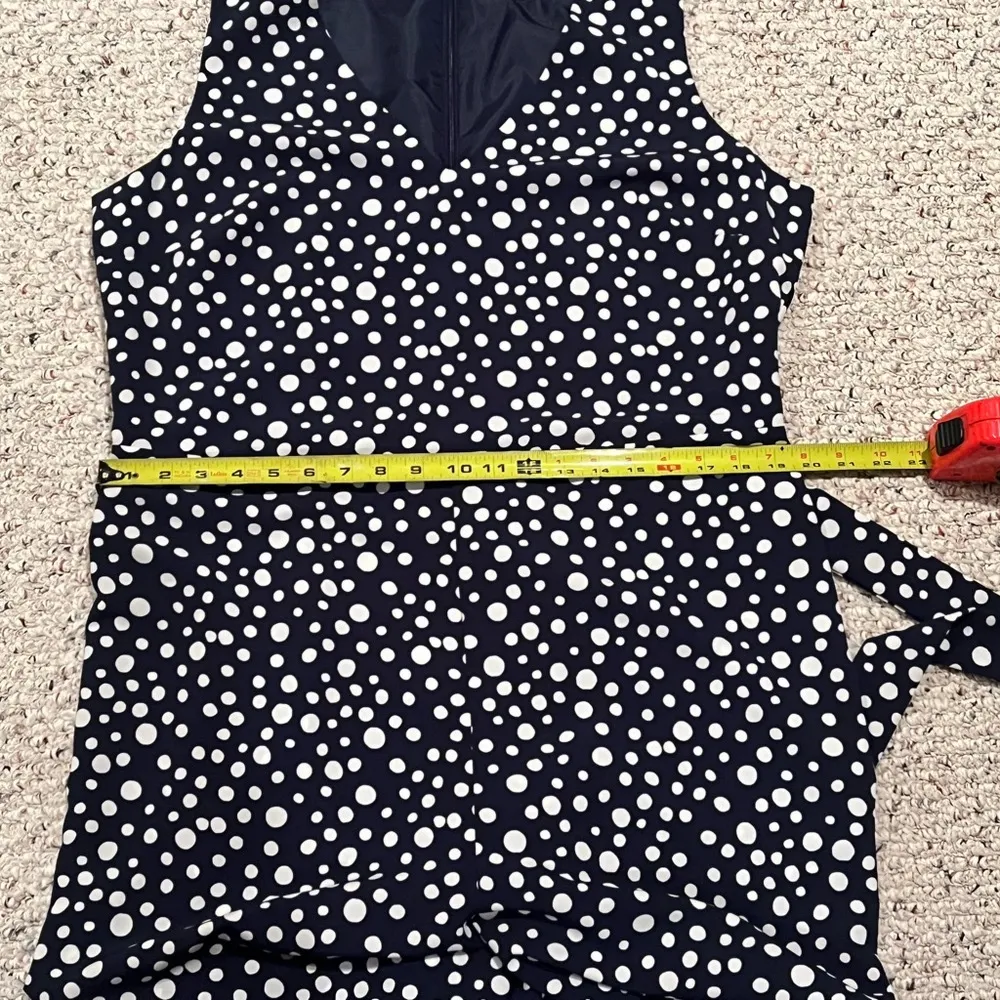 Karl Lagerfeld Paris jumpsuit woman’s 16 , black sleeveless polka-dot crop pant - Image 14