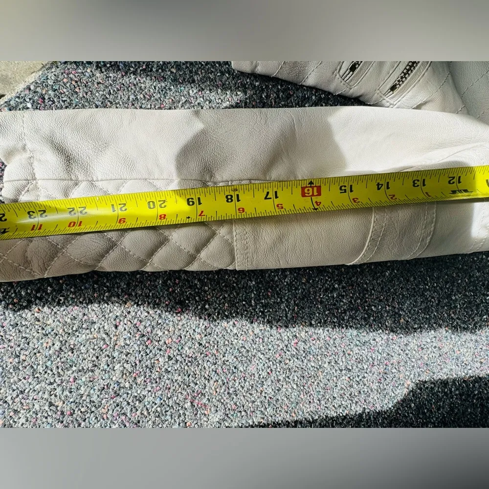 AKIRA Chicago Black Label   Women’s Full Zip , Size Large - Image 12