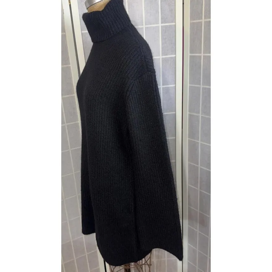 Steve Madden Black Long Sleeve Minimalist Designer Sweater Dress Small NWT - Image 2