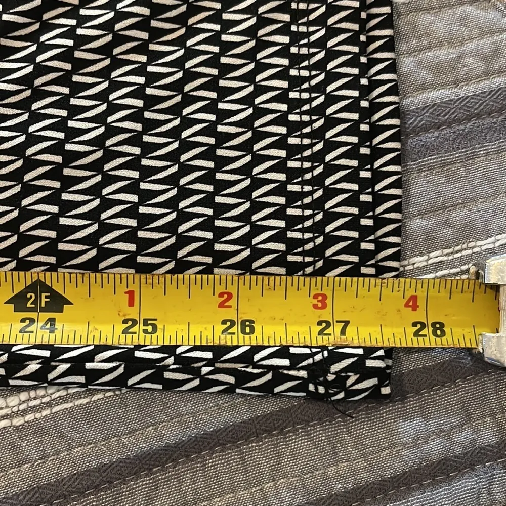 Dressbarn Black Cream Printed Wide Leg Pants Elastic Band Size MP EUC/NC #4999 - Image 5