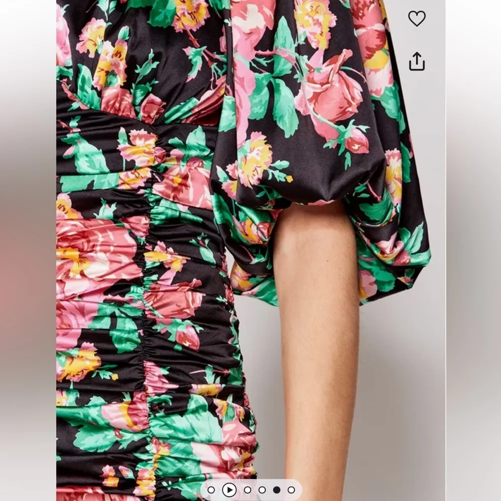 NWT for love and lemons floral dress - Image 5