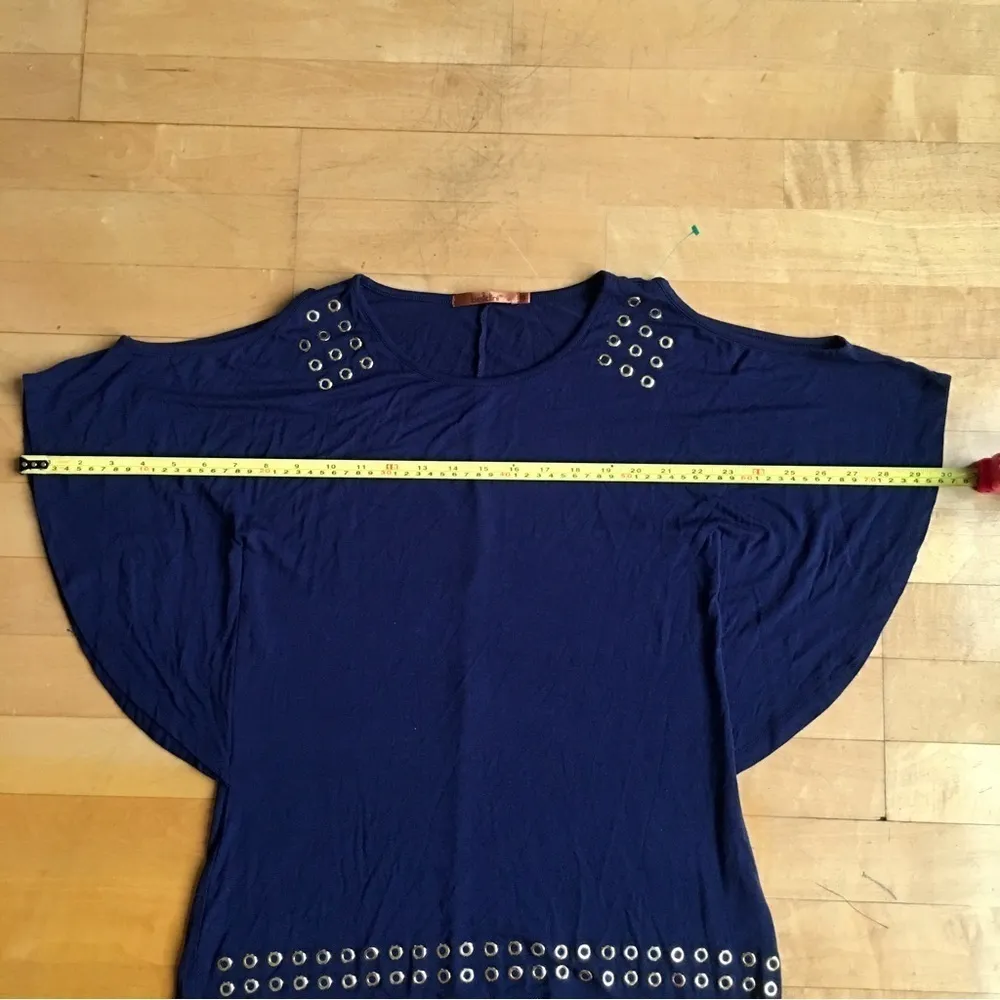 belldini Cold Shoulder Butterfly Sleeve Top, Gold Grommet, Navy Blue, Size S Blue - Image 9