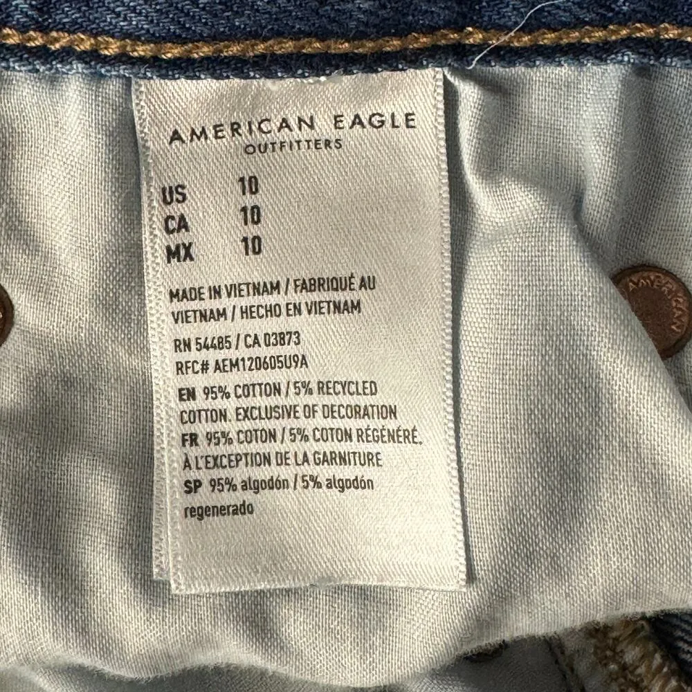 American Eagle SZ 10 Tomgirl Jean Shorts Distressed Cuffed Hi-Rise Zip-Fly Blue - Image 8