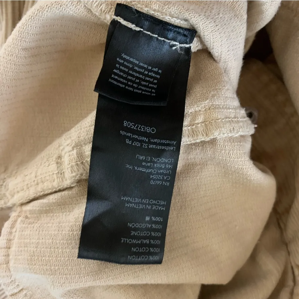 BDG Beige Corduroy Cropped Jacket Small Button Front Long Sleeve Raw Hem - Image 6