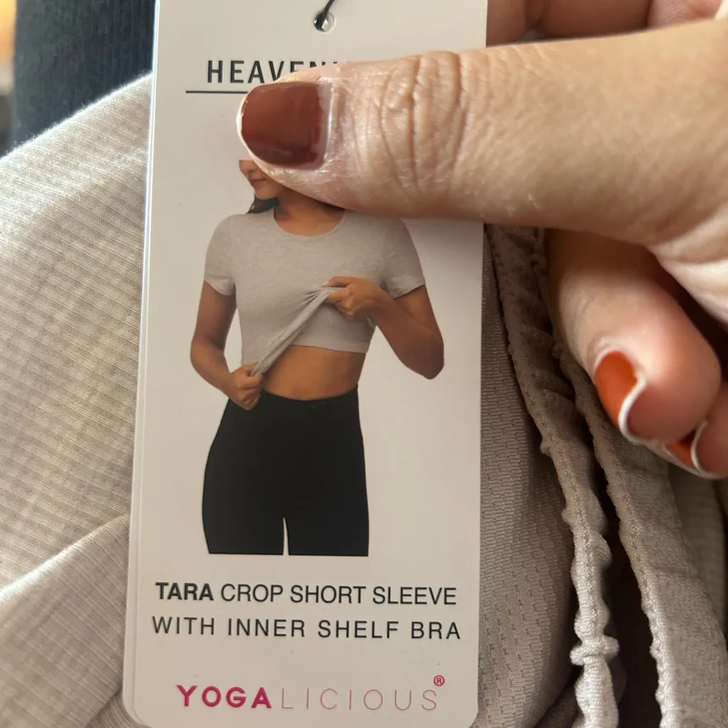 Totalities Heavenly Rib Tara Crop Short Sleeve with Inner Shelf Bra Ribbed Sz L - Image 2