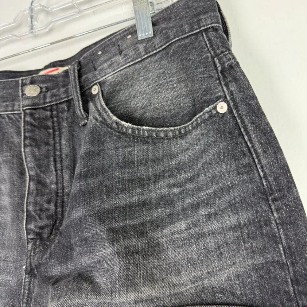 Relaxed Denim Shorts in Calverley Wash Cutoff Jean Size 28 EUC - Image 4