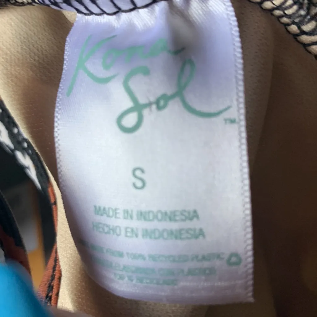 NWT KONA SOL Side-Cinch Medium Coverage One Piece Swimsuit, Animal Print Size S - Image 7