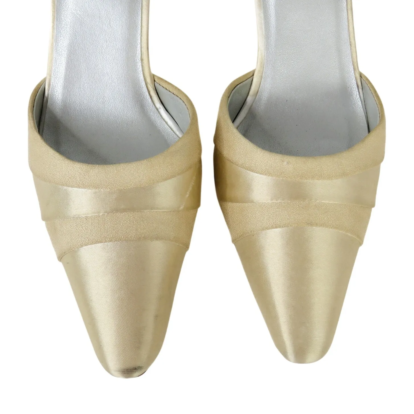 Dyeables 1980s Vintage Cream Satin Pointed Toe Ankle Strap Heels 6.5 Ballet White - Image 4
