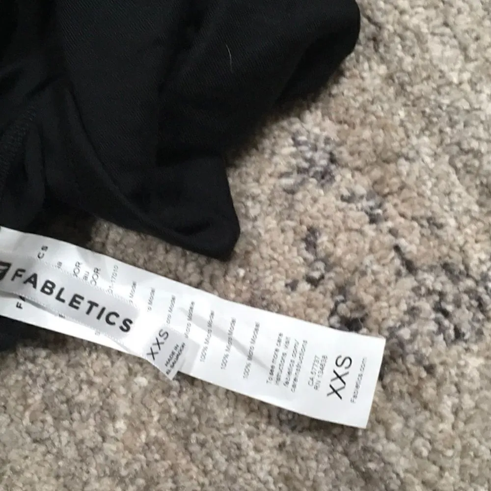 Fabletics athletic 2-way tee. Beautiful XXS - Image 6