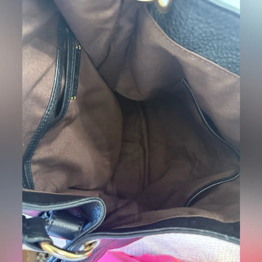 Pour La Victoria Leather Hobo Bag Black - Image 6