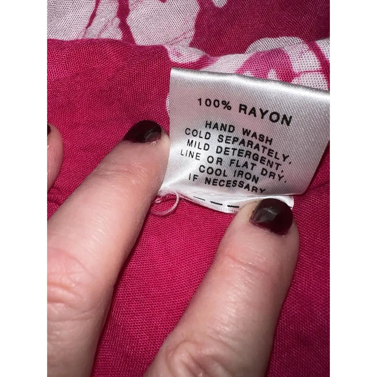 Lumba Pink Gecko Print Sarong Wrap 100% Rayon Handmade in Indonesia 64x46 Unisex - Image 4