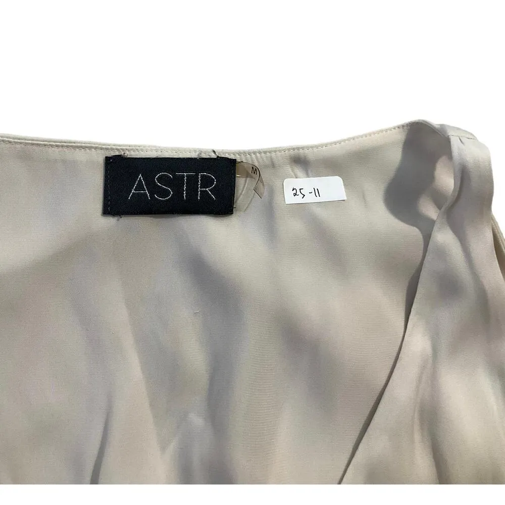 ASTR Off White Cold Shoulder Satin 3/4 Sleeve Crop Top Women Size Medium | 25-11 - Image 5