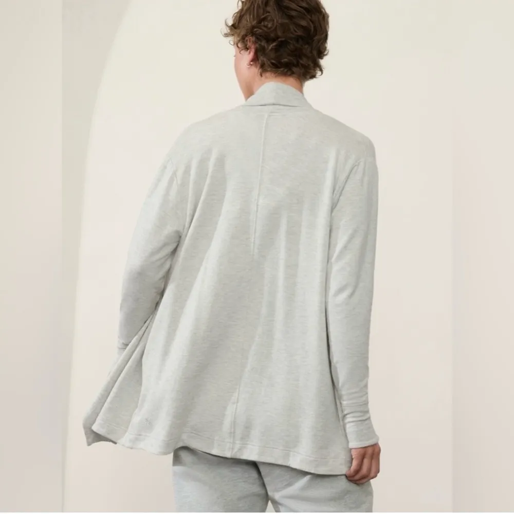 Athleta Pranayama Wrap Fog Grey Heather Cardigan Pullover Sweater Size  Small. - Image 5