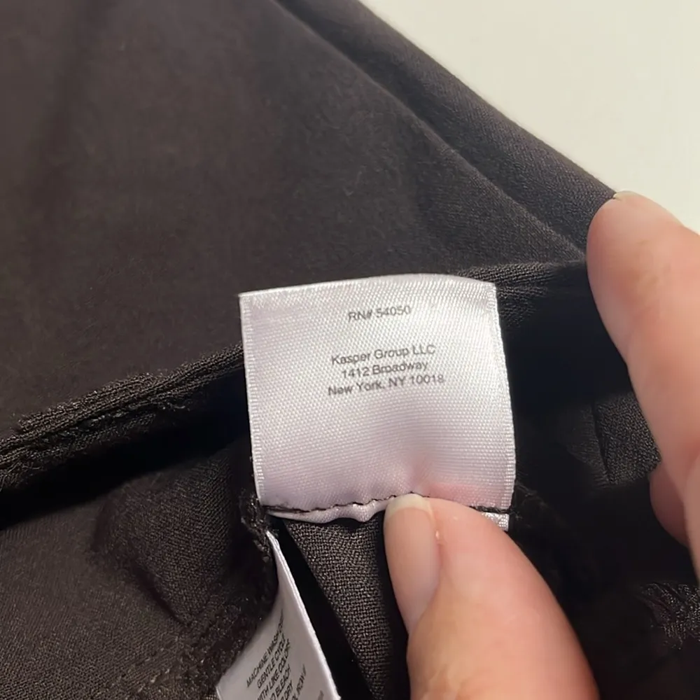 Business pants size 6  brown preppy pants belt loops back pockets - Image 12