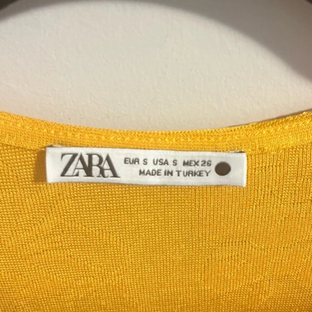 Zara Floral Jacquard Knotted Bodysuit Sz S in Gold Flowy Sleeves Snap Buttons - Image 8