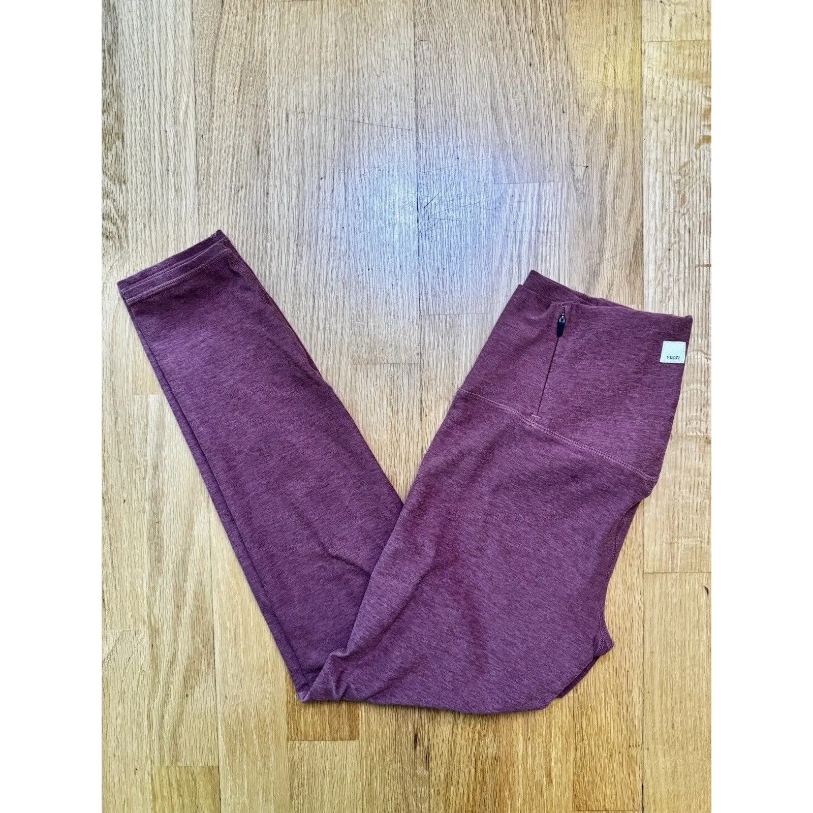 Vuori Women's Clean Elevation Leggings Pink Unsized Small Zip Pocket EUC - Image 9