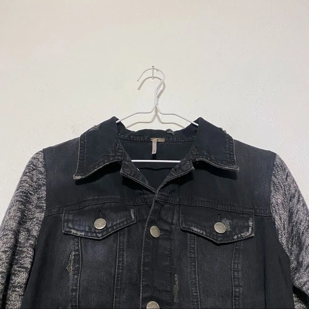 FREE PEOPLE Denim Trucker Jacket Black Knit Hoodie SZ XS - Image 7