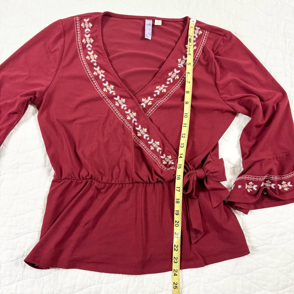 Alya Wine Wrap Womens
Top L V-Neck Floral Embroidered Bell Sleeve Cottage Boho - Image 12