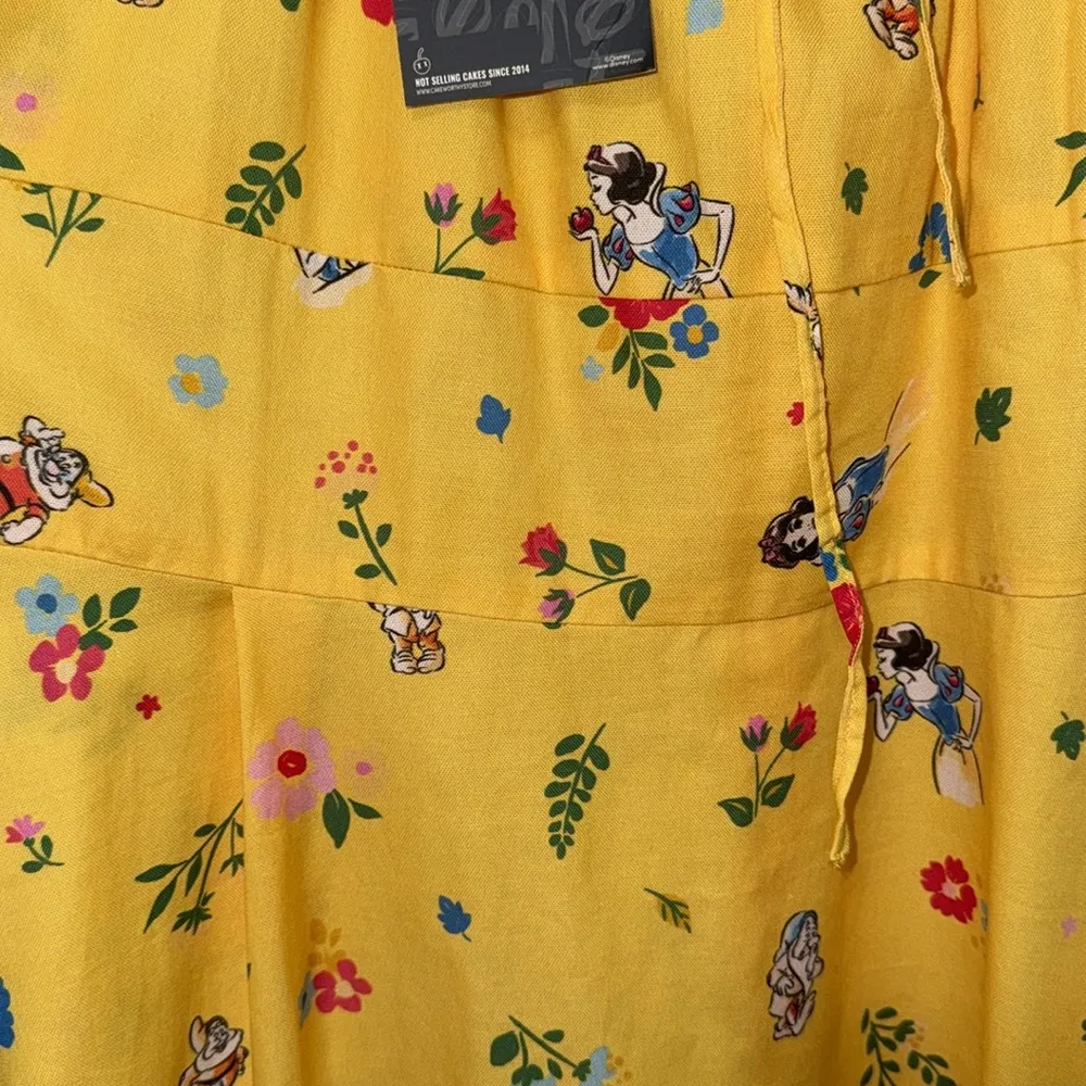 Disney Cakeworthy NWT Snow white yellow puff sleeve woman plus size 2XL dress - Image 5