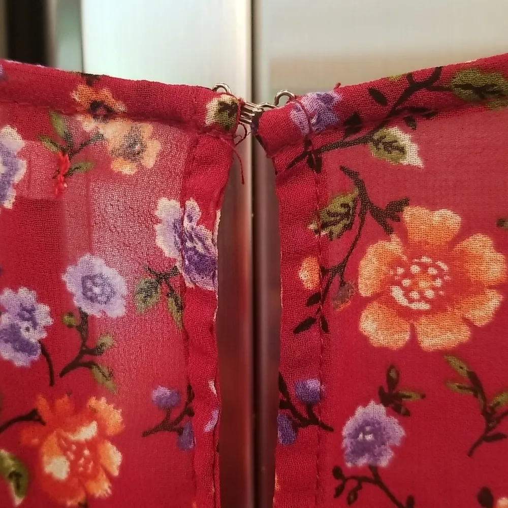 💕REFORMATION💕 Maroon Floral Print Maxi Dress V-Neck Flutter Sleeves Chiffon - Image 5