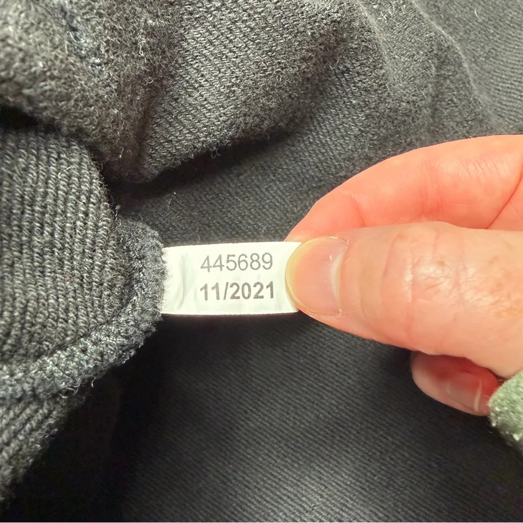 Outdoor Voices Half Zip Cropped Pullover Sweatshirt Black Medium M Activewear - Image 7