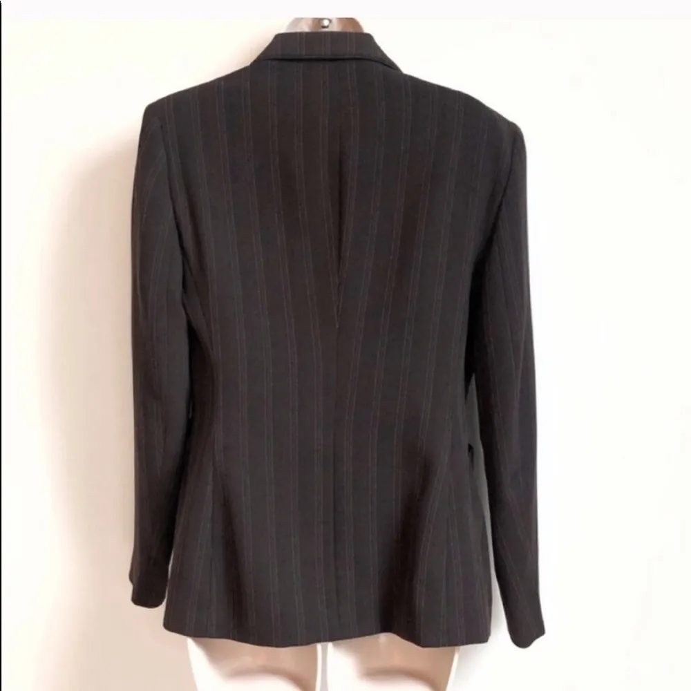 Anne Klein brown pinstripe blazer size 4 - Image 3