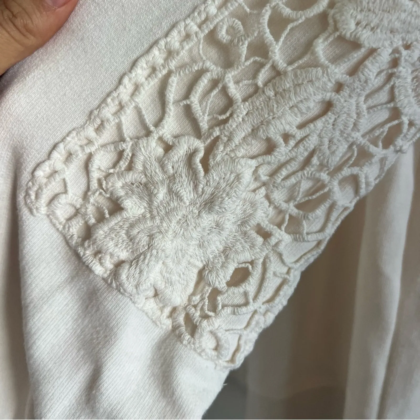 Knox Rose Cream Boho Button Lace Sweatshirt Long Sleeve Medium - Image 7