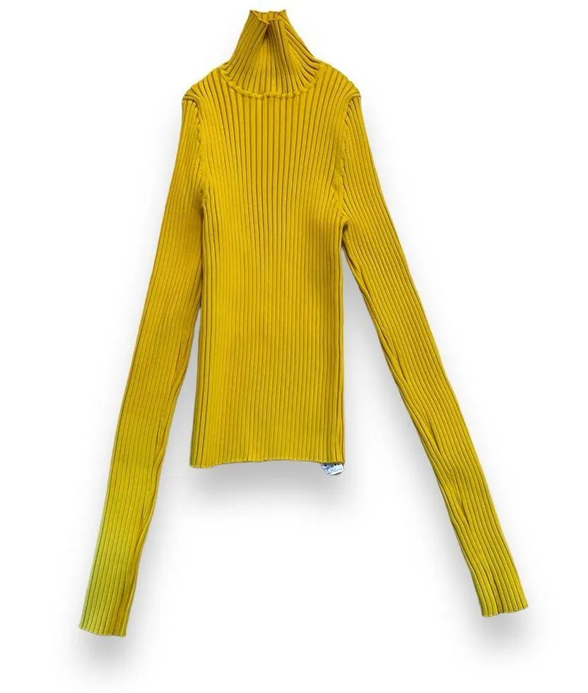 Tory Burch ribbed turtleneck sweater size medium - Image 2