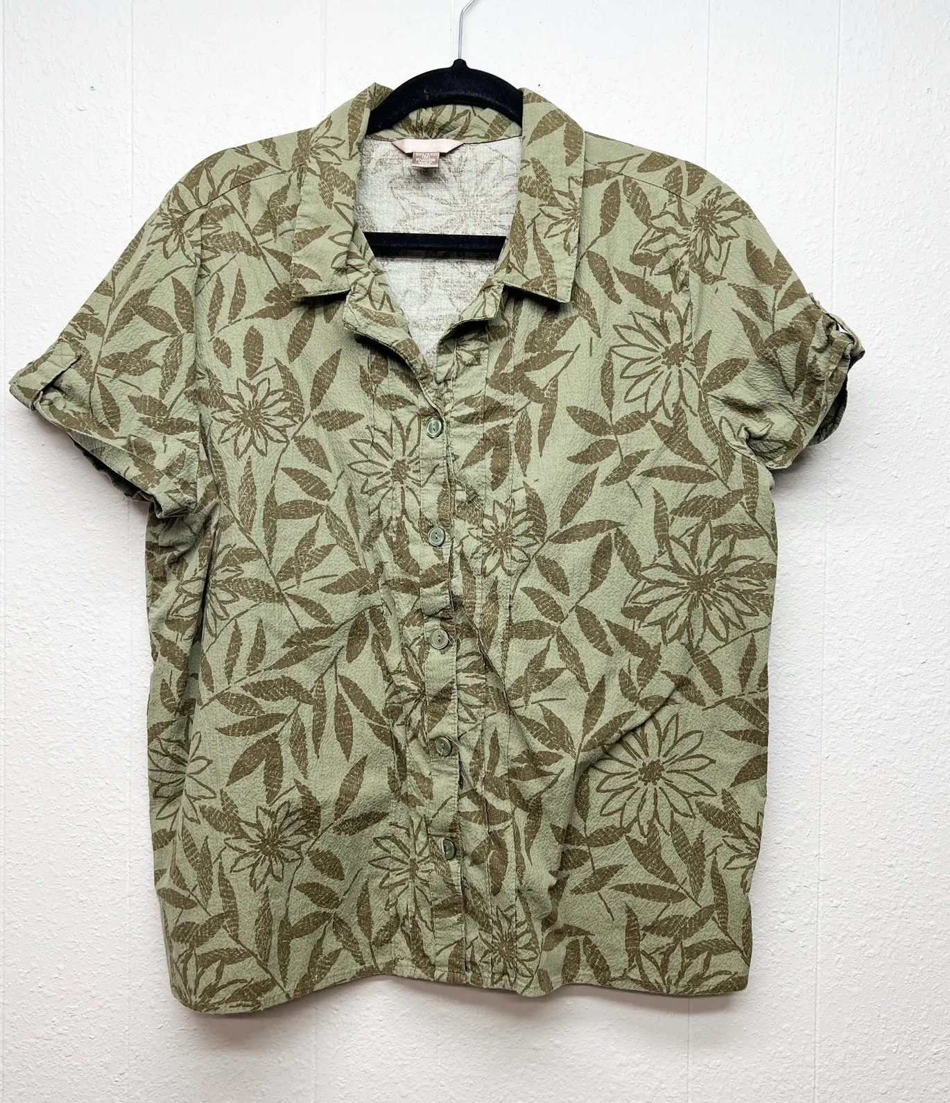 White Stag Floral Shirt Womens 2X Dark Forest Boho Beachy Coastal Cotton Stretch - Image 1